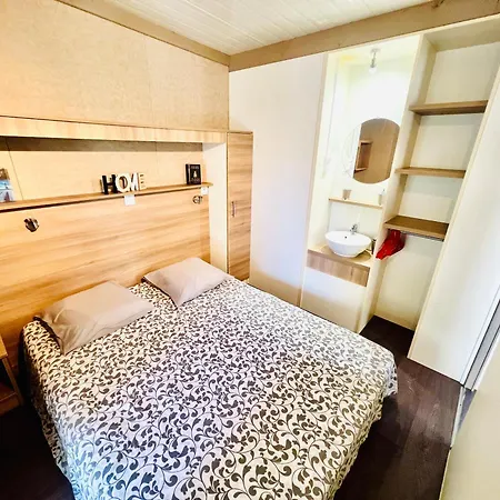 V Confort Proche Des Plages Σαλέ